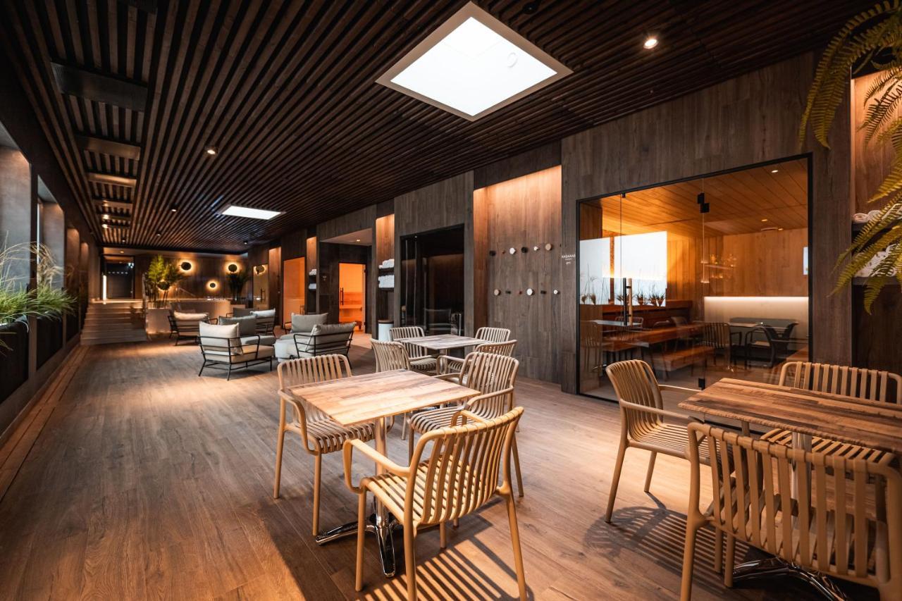 קורסארה Meri Seaside Hotel & Spa מראה חיצוני תמונה