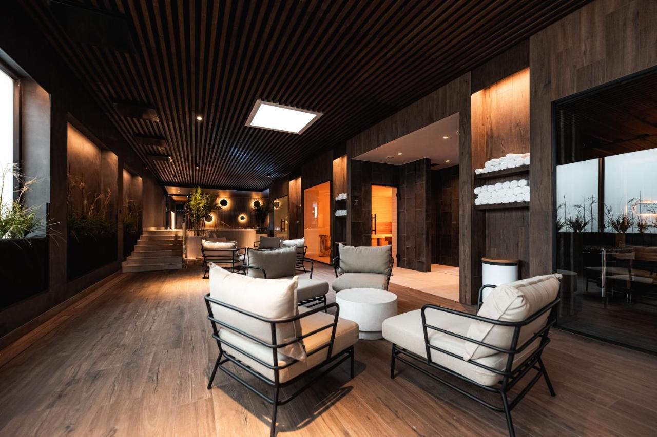 קורסארה Meri Seaside Hotel & Spa מראה חיצוני תמונה