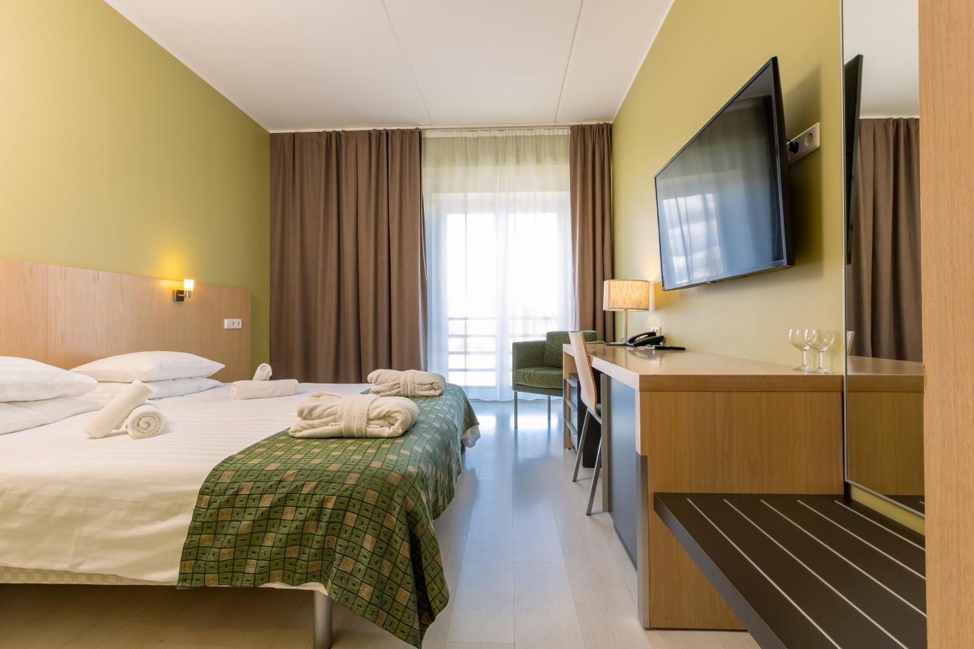 קורסארה Meri Seaside Hotel & Spa חדר תמונה