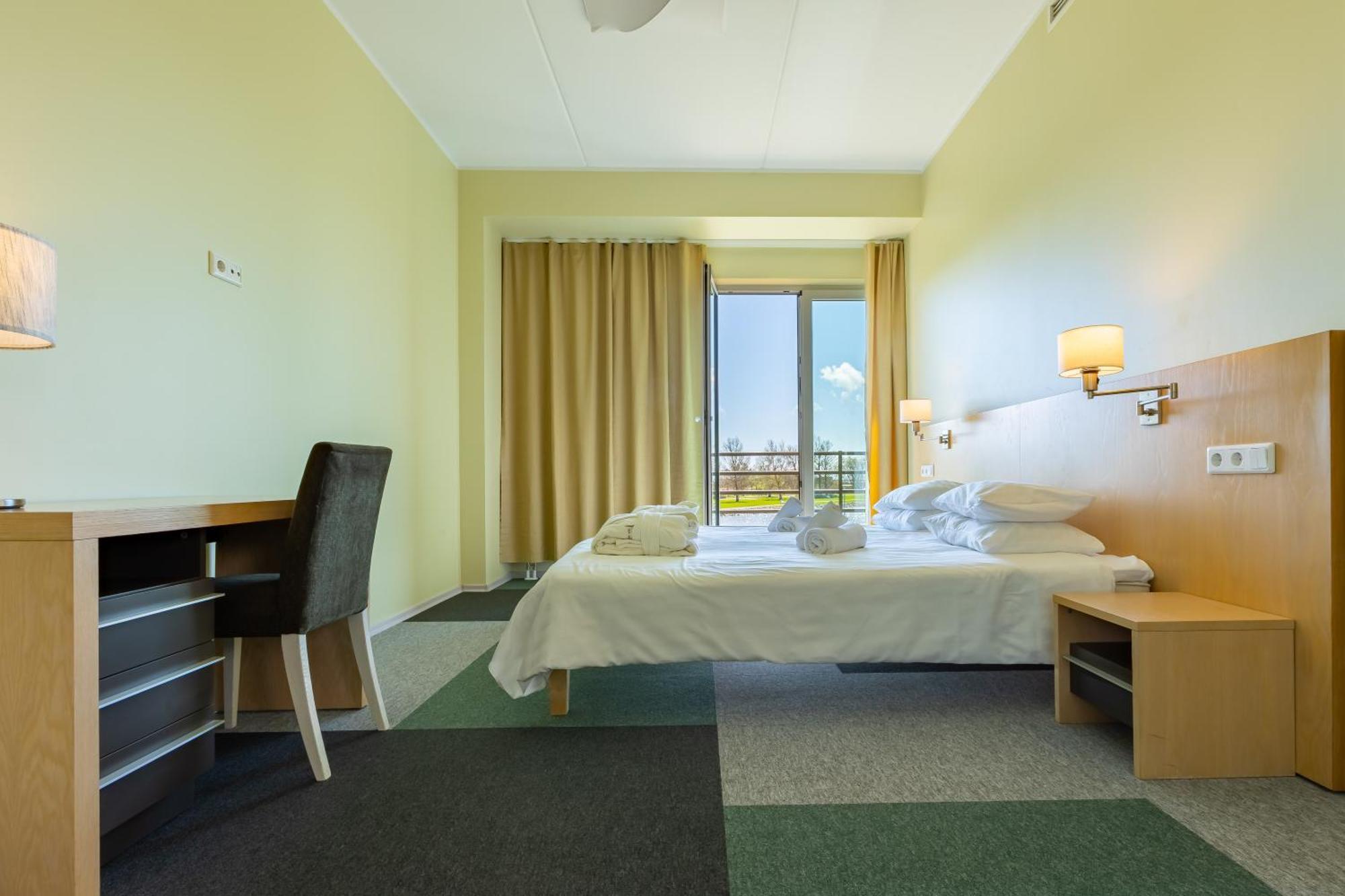 קורסארה Meri Seaside Hotel & Spa חדר תמונה