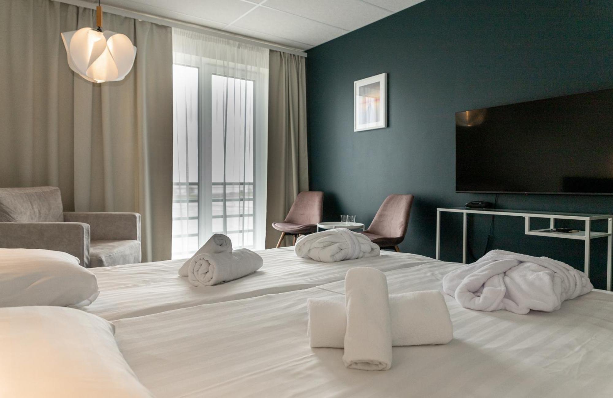 קורסארה Meri Seaside Hotel & Spa מראה חיצוני תמונה